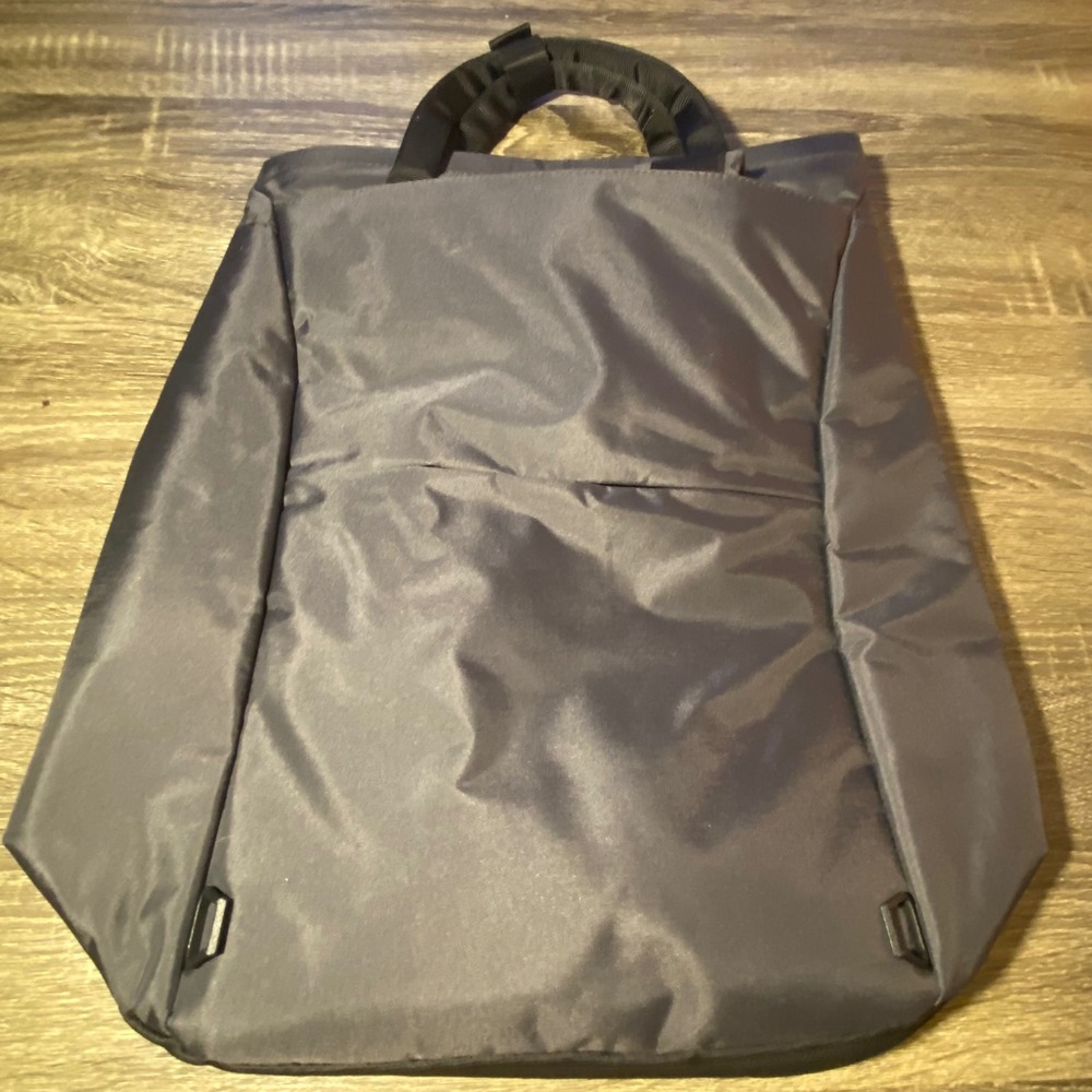 OGIO Convertible Backpack Tote Bag Gray Nylon Laptop Sleeve Commuter - Picture 3 of 11